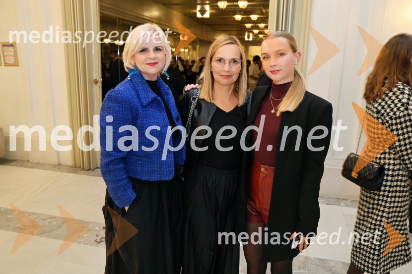  Darja Čižek, marketing, SNG Maribor;  ... ;  ... Peer Gynt, SNG Maribor, jubilejna uprizoritev