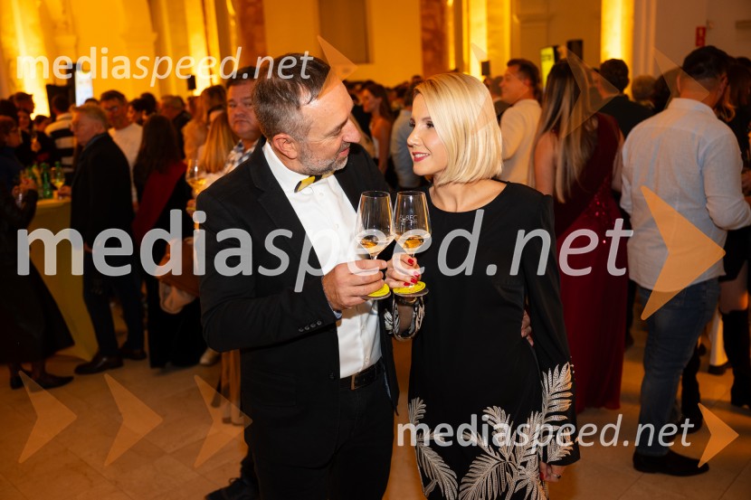  Borut  Cvetko, kreativni direktor, Mediaspeed d.o.o.;  Natalija Cvetko, Mediaspeed d.o.o.10. Salon štajerskih mladih vin Pubec v Mariboru