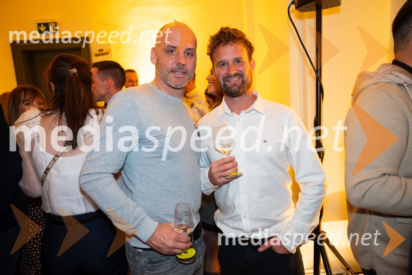  Mitja Dragšič, nekdanji smučar; vodja tekmovanja za Zlato lisico;  Domen Jaunik, Vina Jaunik10. Salon štajerskih mladih vin Pubec v Mariboru