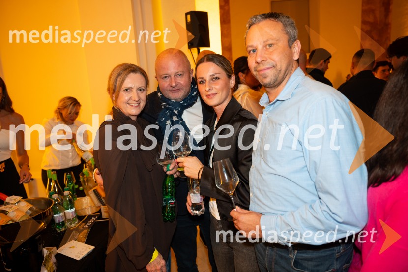  Vida Tement, vinoteka LeVino;  Tomaž Riedl, direktor Riedl Group;  ... ;  ... 10. Salon štajerskih mladih vin Pubec v Mariboru