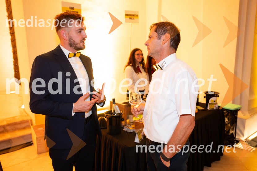  Adam  Valdhuber, Vino Valdhuber;  Matija  Jagrič, Hiša vin Emino10. Salon štajerskih mladih vin Pubec v Mariboru