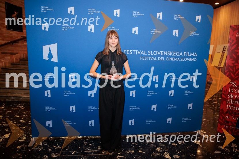  Jara Sofija Ostan, igralkaZaključek 27. Festivala slovenskega filma, slavnostna podelitev nagrad, Portorož
