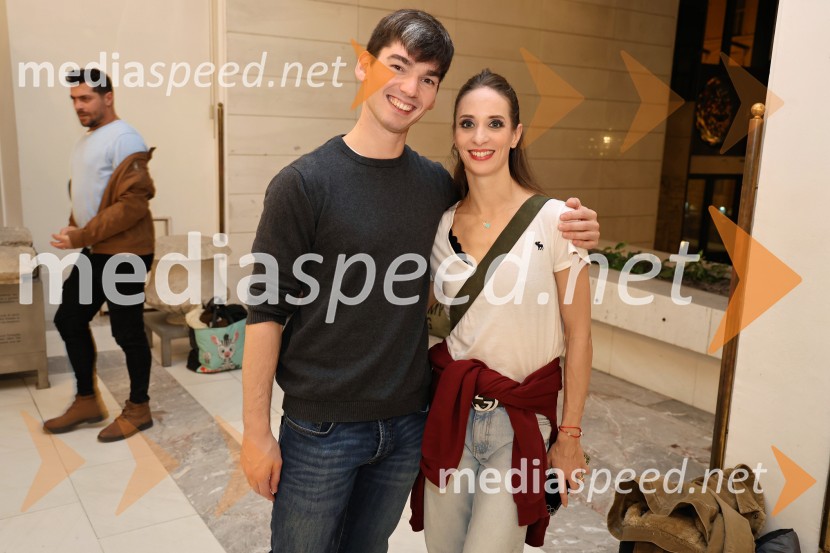 L’Arlésienne in Carmen, dvojna baletna predstava