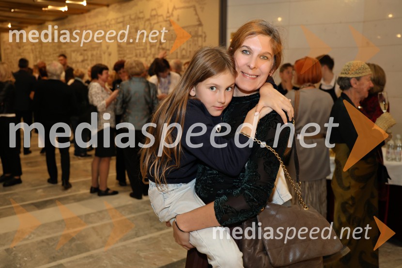 L’Arlésienne in Carmen, dvojna baletna predstava