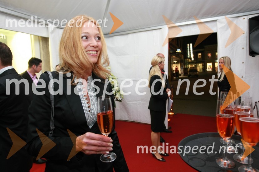 Simona Bohak, vodja trgovine SlowatchCartier, odprtje trgovine