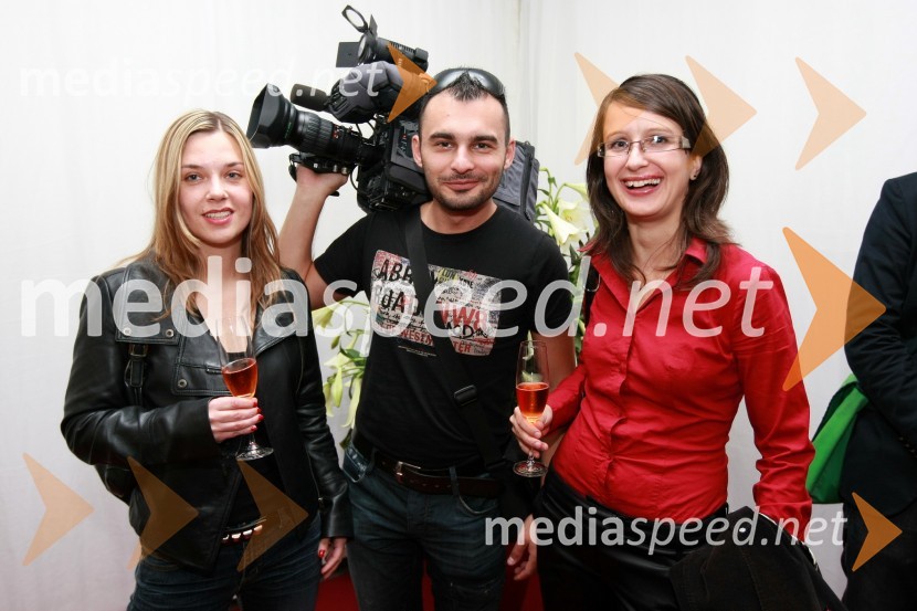 ..., Simon Neuvirt, snemalec televizije RTS in ...Cartier, odprtje trgovine