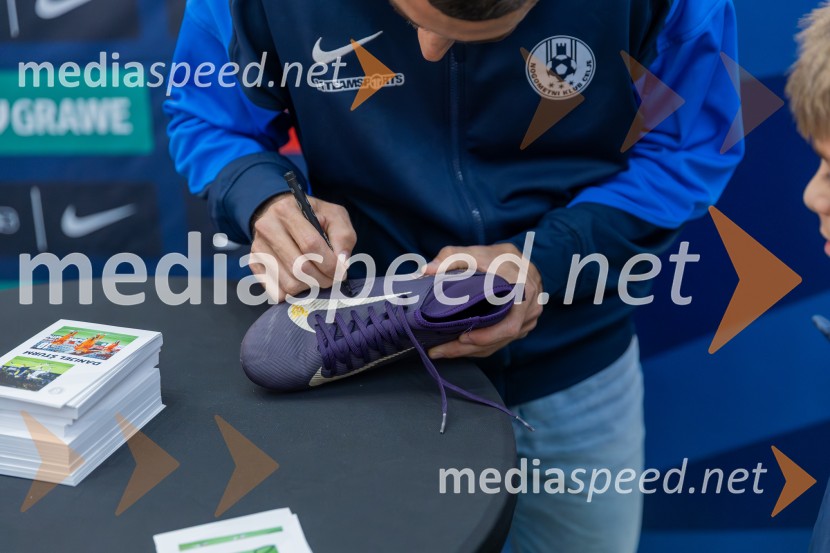 Meet & Greet z Grofi v City centru Celje