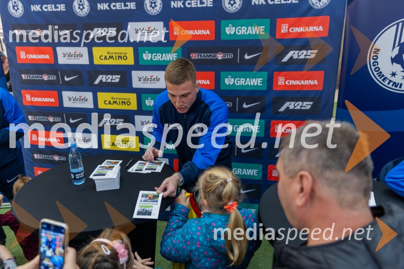 Meet & Greet z Grofi v City centru Celje