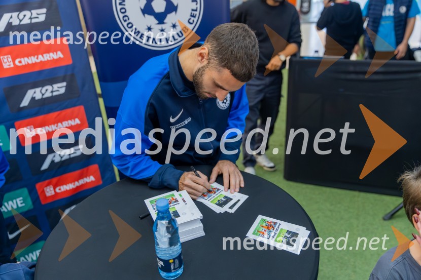 Meet & Greet z Grofi v City centru Celje