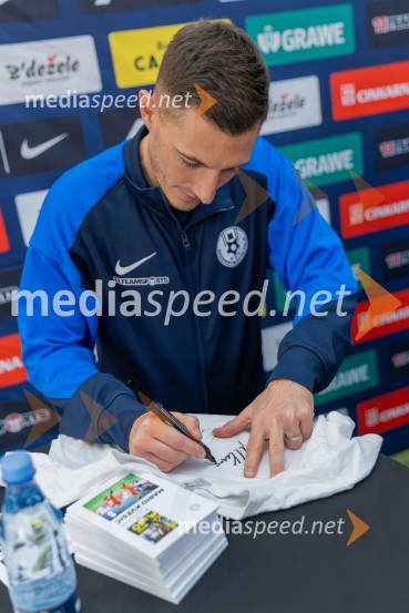 Meet & Greet z Grofi v City centru Celje