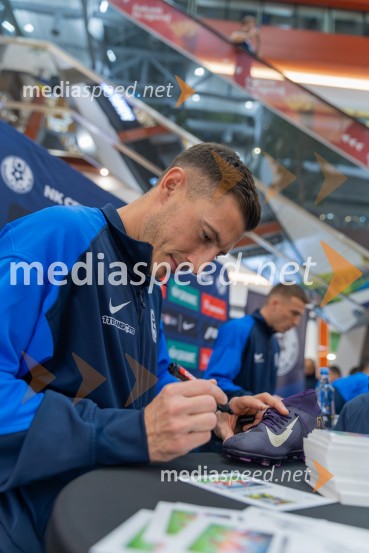 Meet & Greet z Grofi v City centru Celje