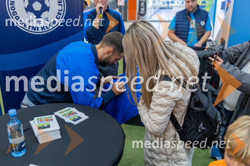 Meet & Greet z Grofi v City centru Celje