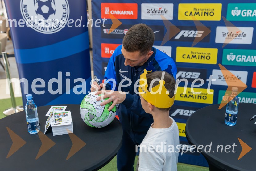 Meet & Greet z Grofi v City centru Celje