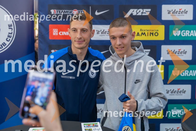 Meet & Greet z Grofi v City centru Celje