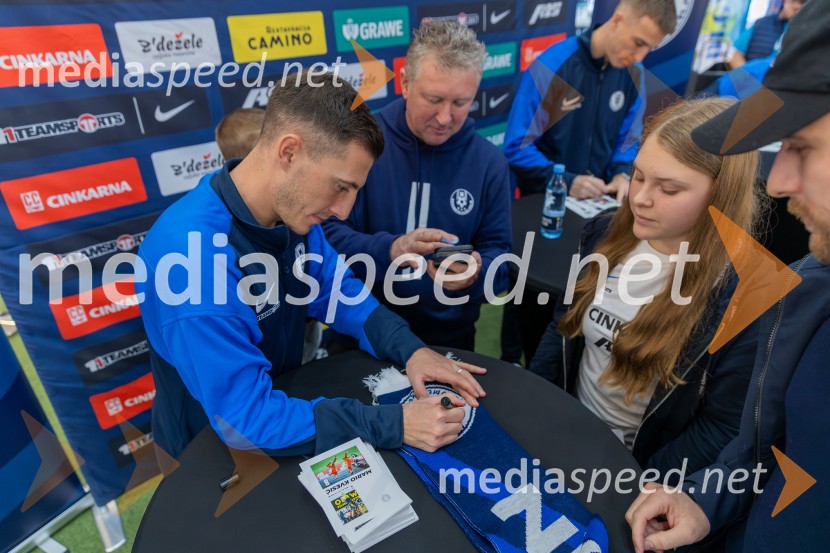 Meet & Greet z Grofi v City centru Celje