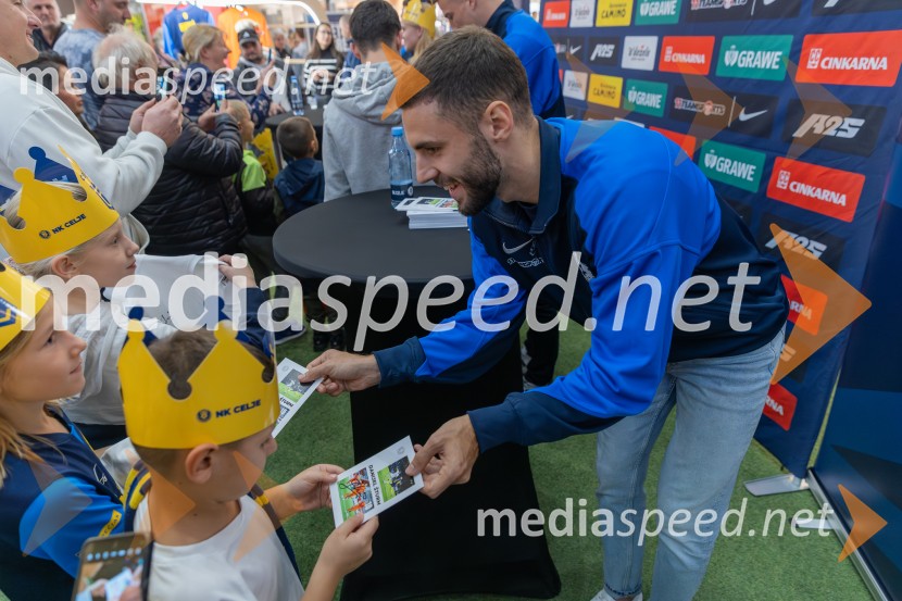 Meet & Greet z Grofi v City centru Celje
