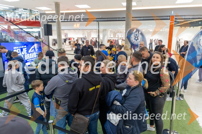Meet & Greet z Grofi v City centru Celje