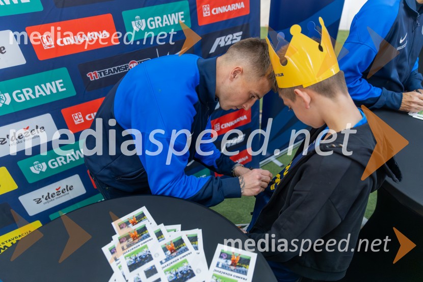 Meet & Greet z Grofi v City centru Celje