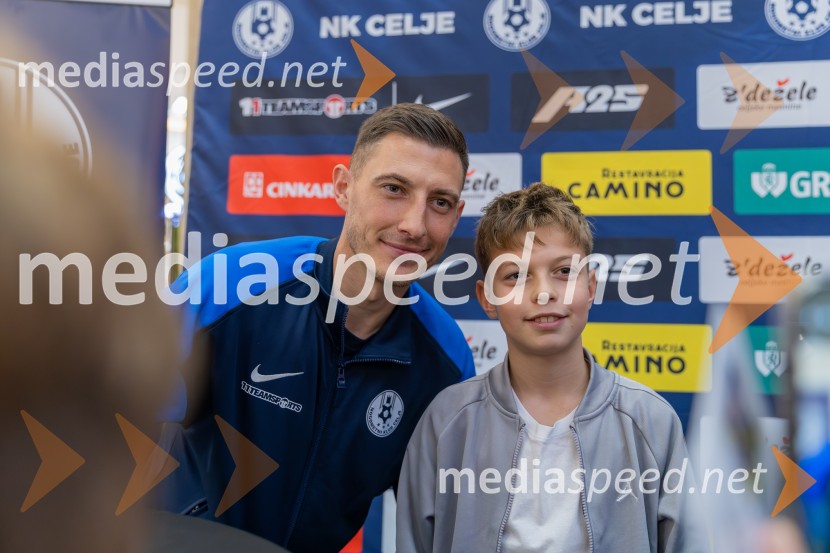 Meet & Greet z Grofi v City centru Celje