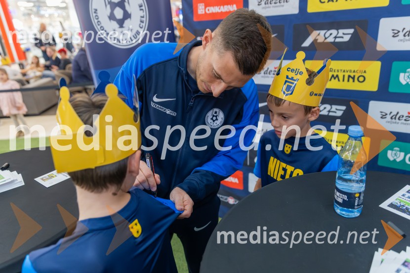 Meet & Greet z Grofi v City centru Celje