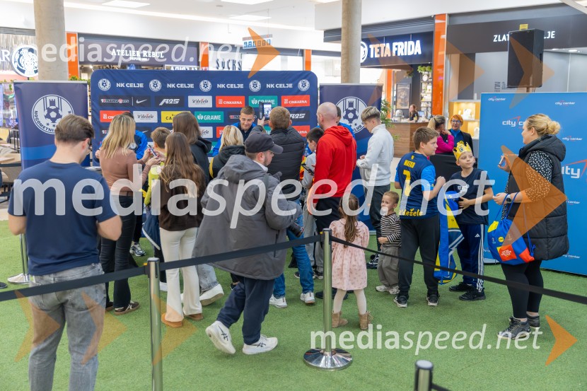 Meet & Greet z Grofi v City centru Celje