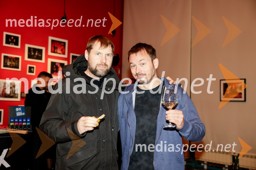 Sam prjatla, premiera komedije Melani Mekicar in Žan Papič