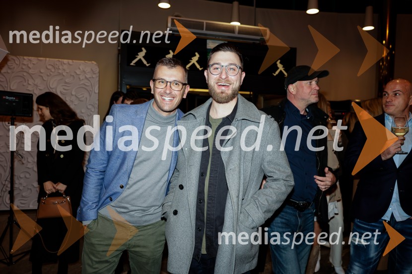  ... ;  Gašper Bergant, stand up komikSam prjatla, premiera komedije Melani Mekicar in Žan Papič