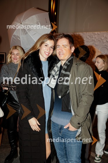  Lea Mederal, voditeljica;  ... Sam prjatla, premiera komedije Melani Mekicar in Žan Papič