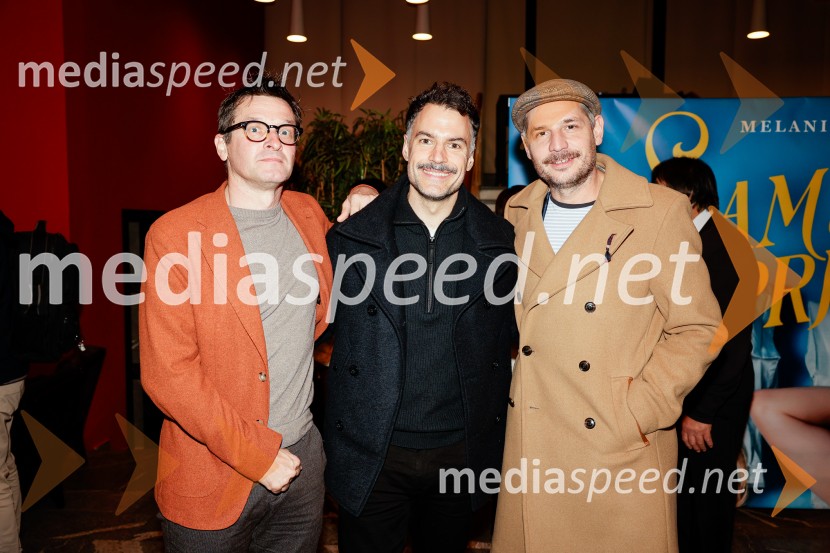  Saša  Jerković, novinar;  David Urankar, televizijski voditelj, maneken;  Anže Zevnik, igralecSam prjatla, premiera komedije Melani Mekicar in Žan Papič