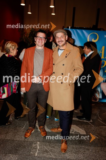  Saša  Jerković, novinar;  Anže Zevnik, igralecSam prjatla, premiera komedije Melani Mekicar in Žan Papič