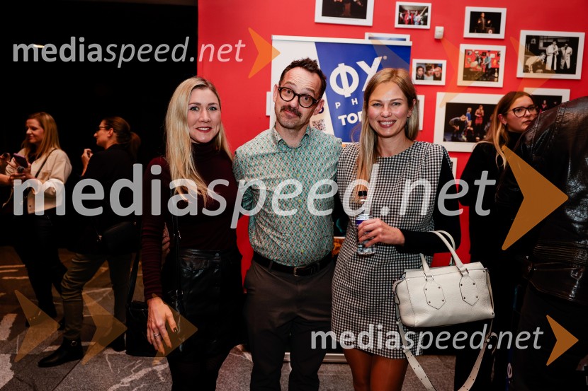 Sam prjatla, premiera komedije Melani Mekicar in Žan Papič