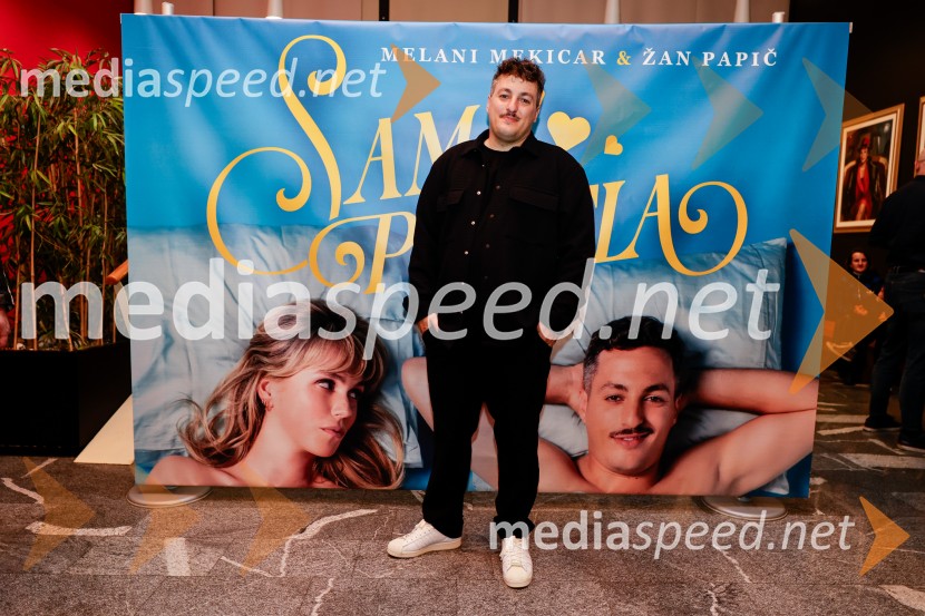  Žan  Papič, stand up komikSam prjatla, premiera komedije Melani Mekicar in Žan Papič