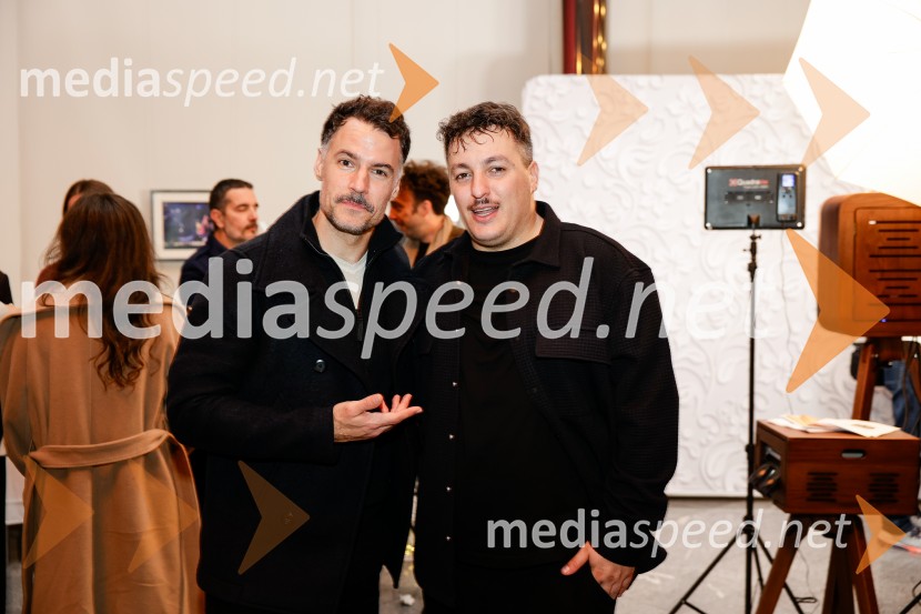  David Urankar, televizijski voditelj, maneken;  Žan  Papič, stand up komikSam prjatla, premiera komedije Melani Mekicar in Žan Papič