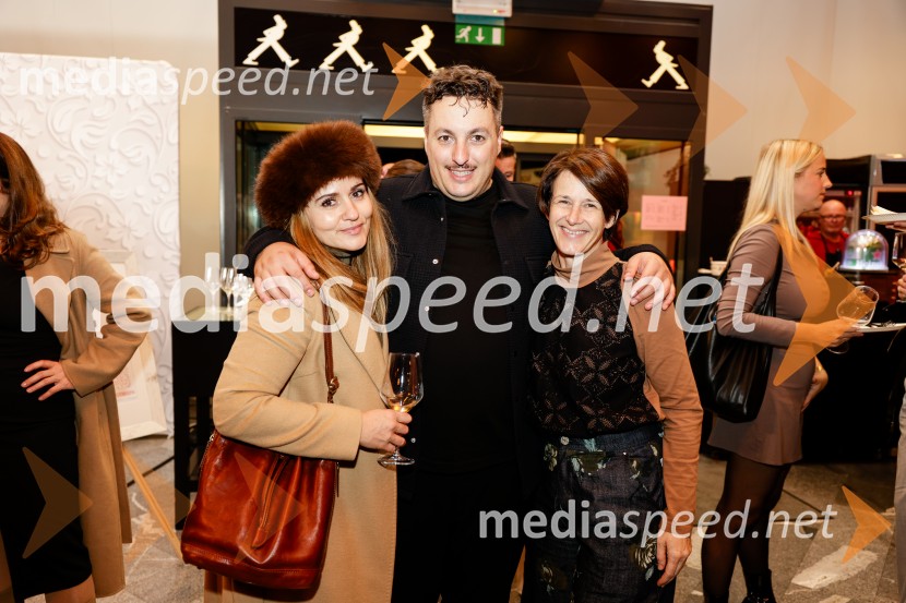  Katja Verderber - Katarina Mala, pevka in igralka;  Žan  Papič, stand up komik;  ... Sam prjatla, premiera komedije Melani Mekicar in Žan Papič