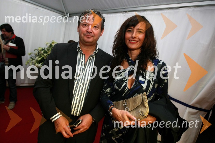 Matjaž Tomlje, poslovnež in lastnik revij Avto.šport ter Fashion Avenue in Sabina Kisilak, lastnica butikov KisilakCartier, odprtje trgovine