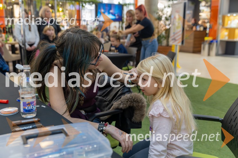 Pika nogavička v Citycentru Celje