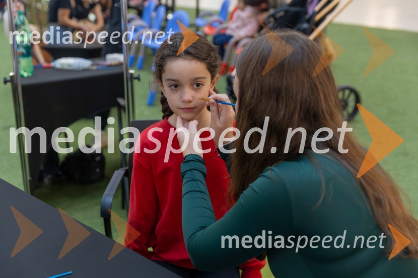 Pika nogavička v Citycentru Celje