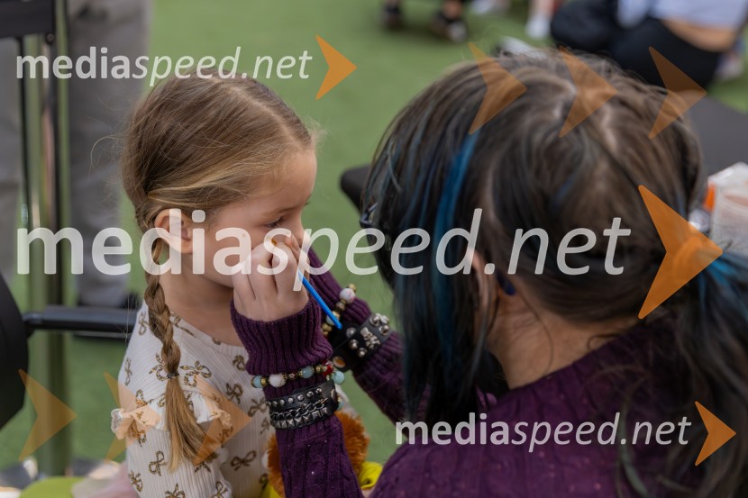 Pika nogavička v Citycentru Celje