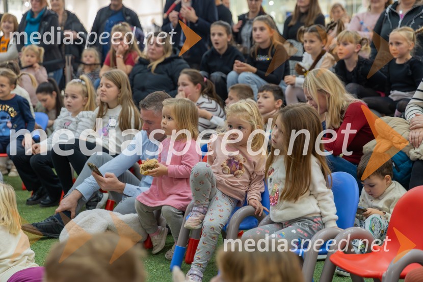 Pika nogavička v Citycentru Celje