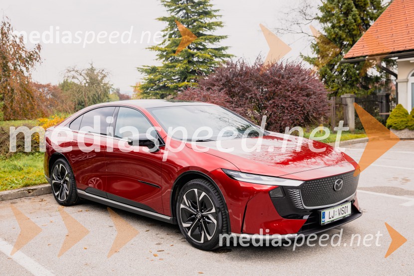 Nova električna Mazda 6e