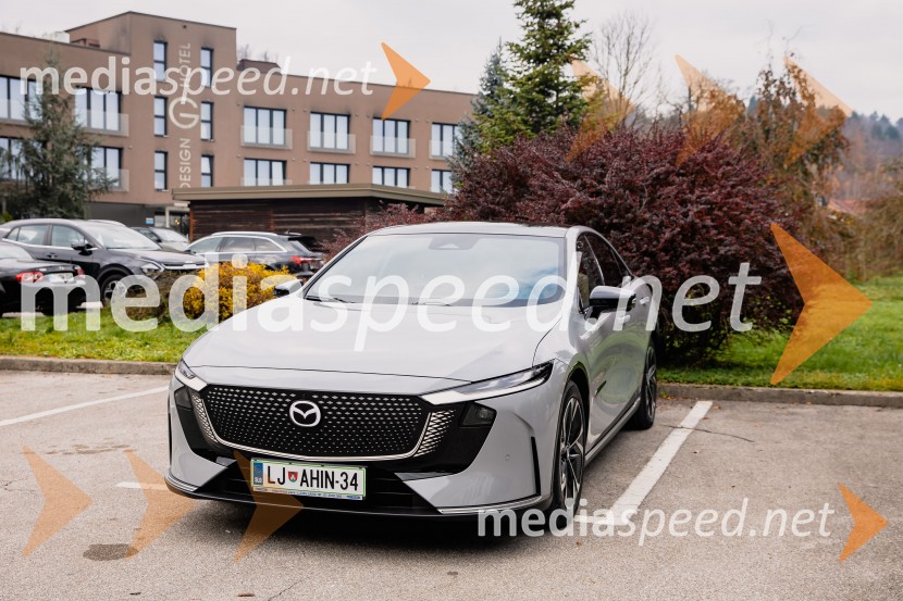 Nova električna Mazda 6e