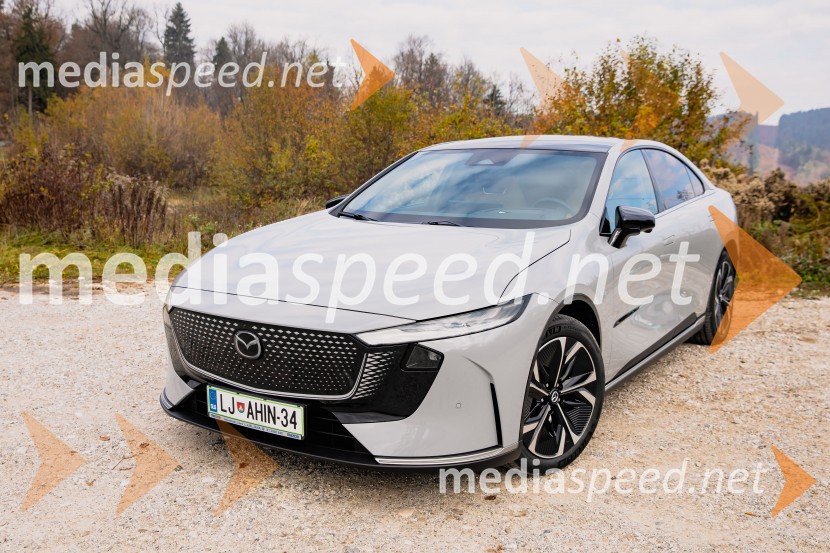 Nova električna Mazda 6e