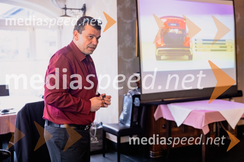 Nova električna Mazda 6e