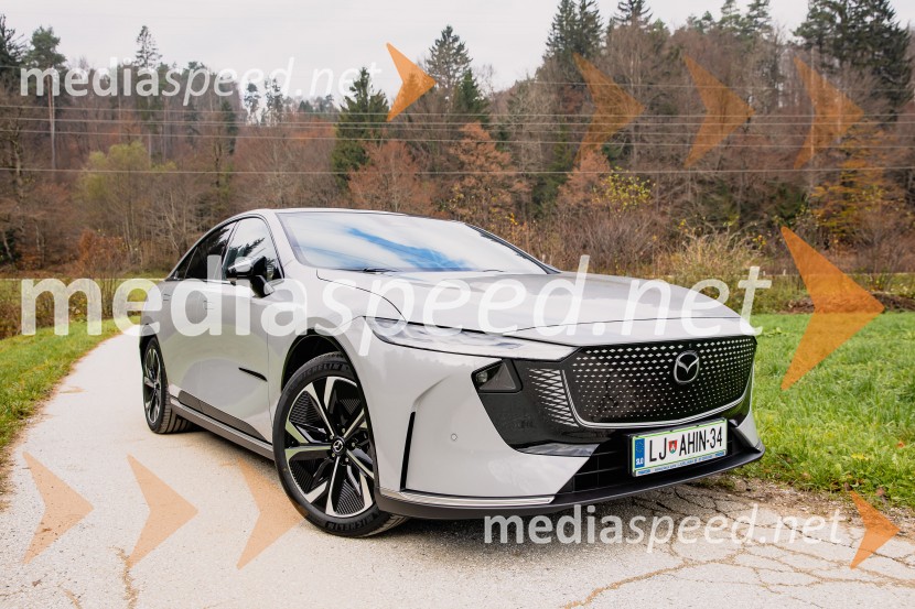 Nova električna Mazda 6e