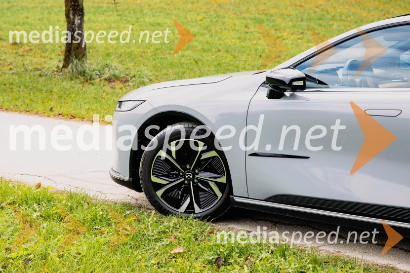 Nova električna Mazda 6e