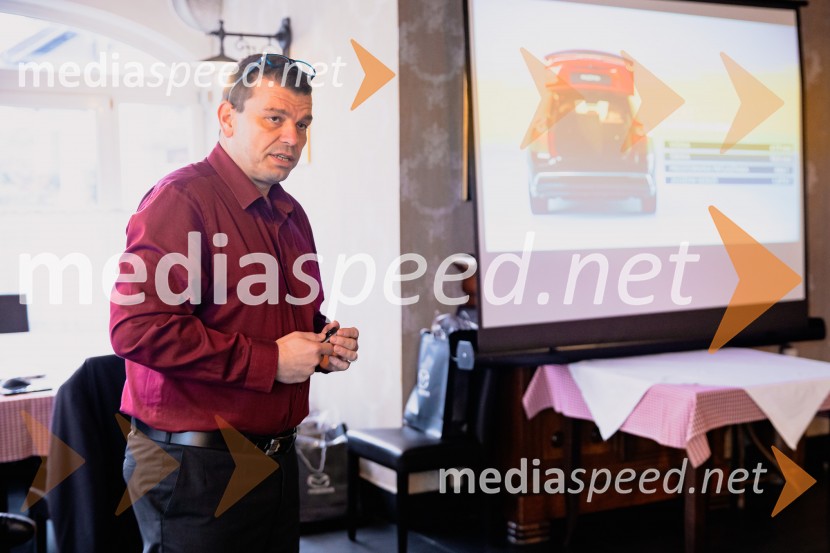 Nova električna Mazda 6e