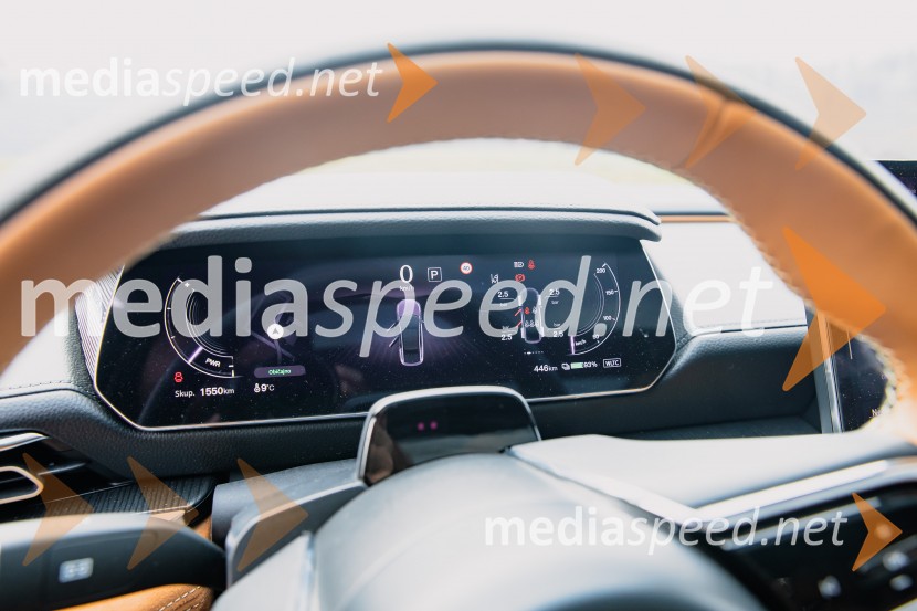 Nova električna Mazda 6e