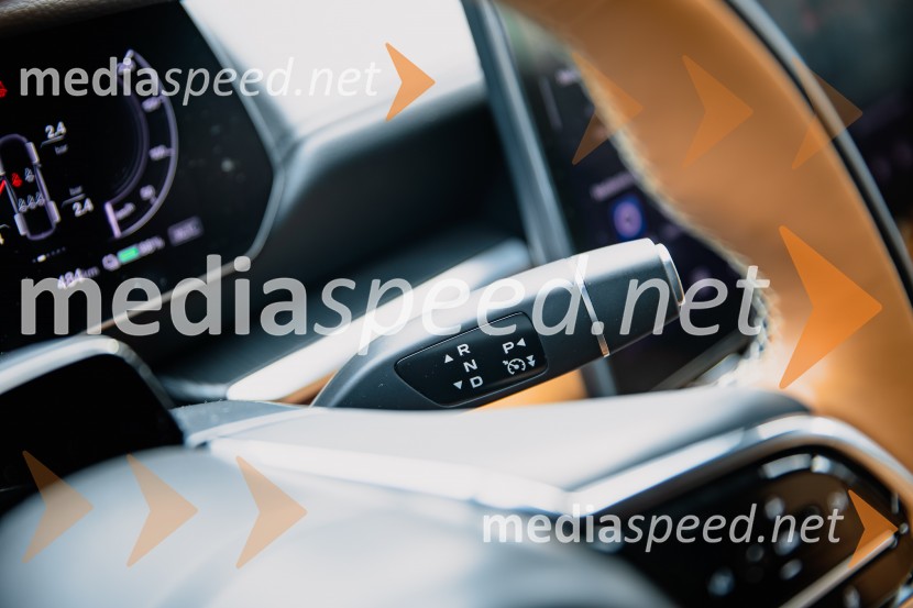 Nova električna Mazda 6e