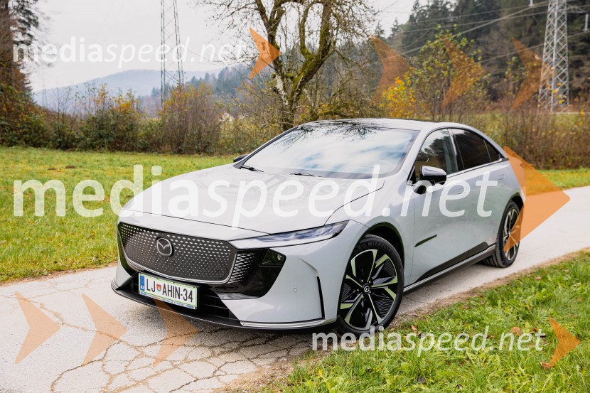 Nova električna Mazda 6e