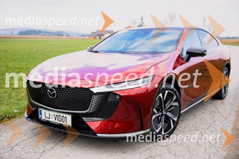 Nova električna Mazda 6e